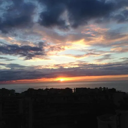 Dans Maison Art Deco - Vue Panoramique - Proche Centre Et Plages A Pied דירה *